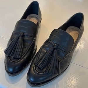 Vince Camuto Alligator Loafers with Tassles - Black (7M/37)